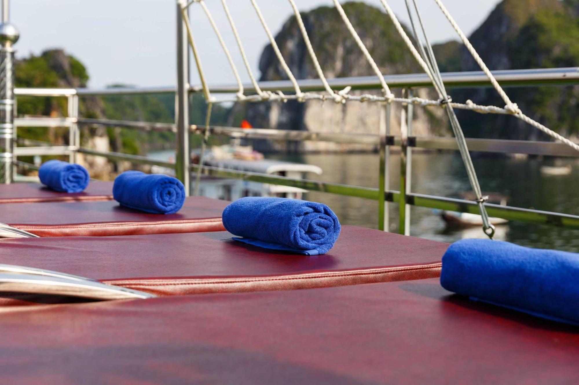 Venezia Boutique Cruises - Catba Island Otel Chan Chau Dış mekan fotoğraf