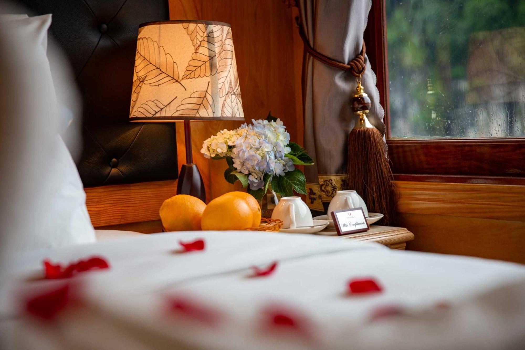 Venezia Boutique Cruises - Catba Island Otel Chan Chau Dış mekan fotoğraf
